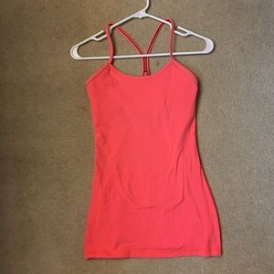 Lululemon power y Tank Top